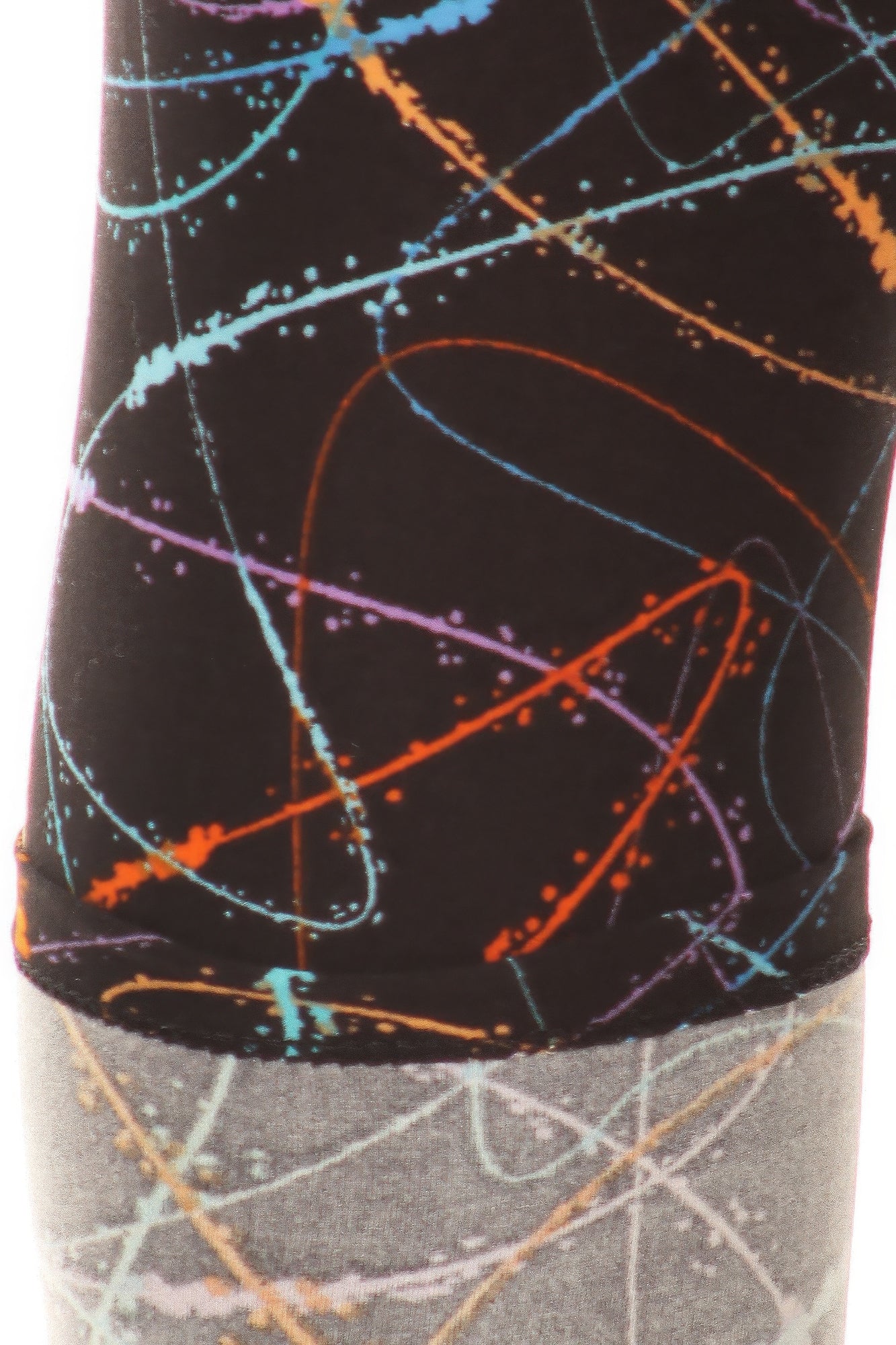 Multicolored Scribble Print, High Waisted Leggings In A Fitted Style With And Elastic Waist